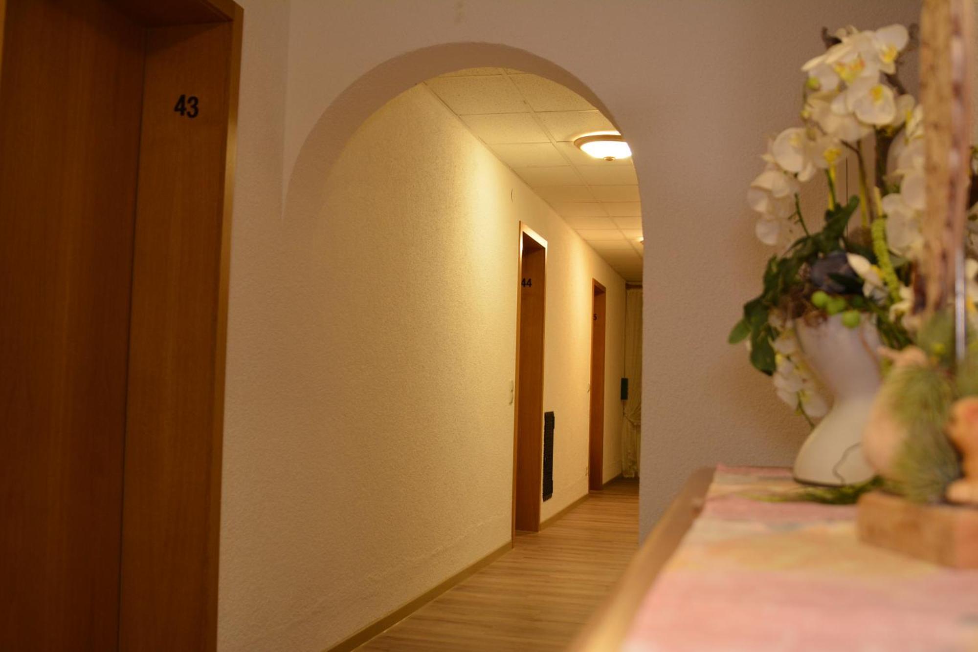 Hotel-Gasthof Zur Rose Weißenhorn Εξωτερικό φωτογραφία